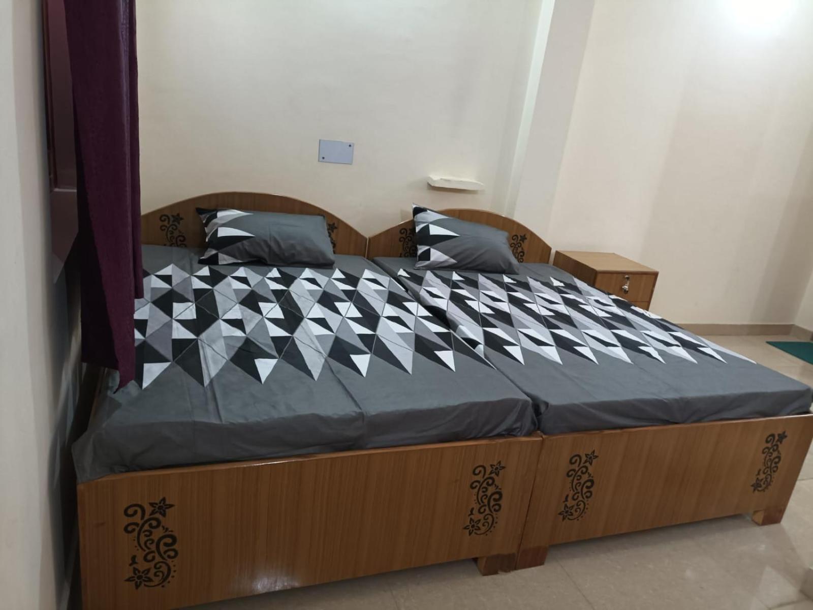 Anant Paying Guest House Ayodhya Εξωτερικό φωτογραφία